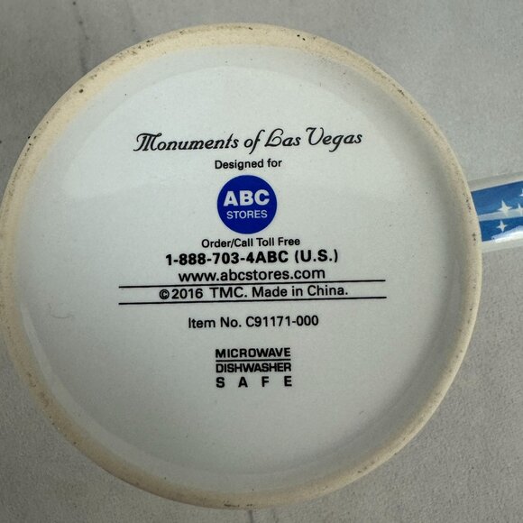 Las Vegas Skyline Souvenir Mug 11oz ABC Stores Microwave & Dishwasher Safe - Picture 4 of 4